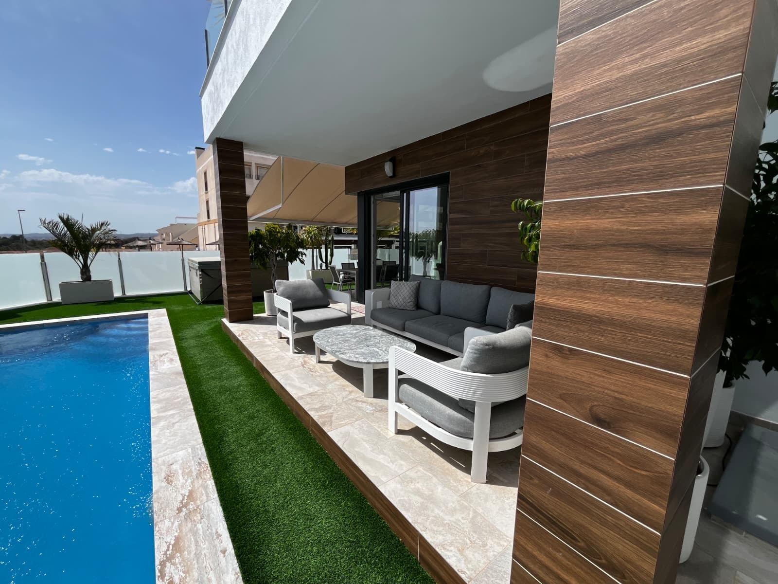 3 bed Townhouse in Orihuela - 2