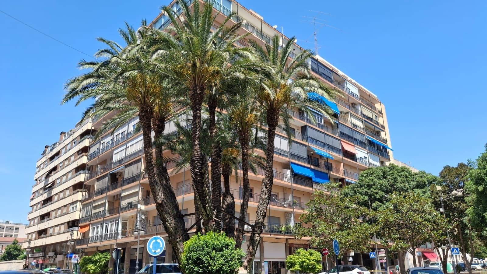 Apartamento Planta Media de 4 dormitorios en Orihuela - 1