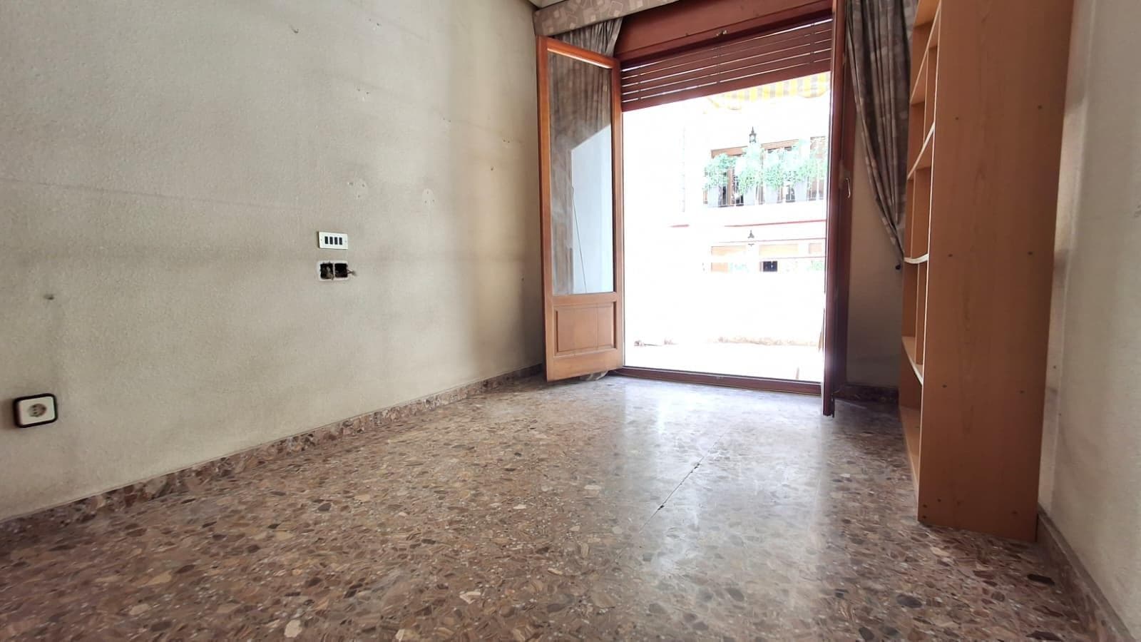Apartamento Planta Media de 4 dormitorios en Orihuela - 16