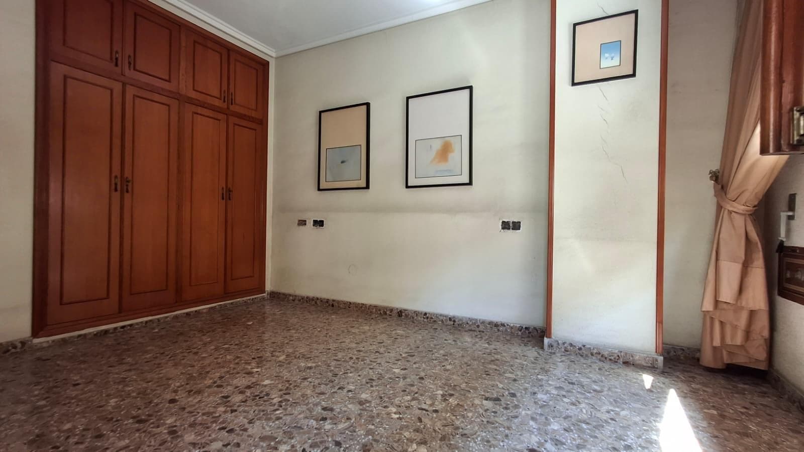 Apartamento Planta Media de 4 dormitorios en Orihuela - 22