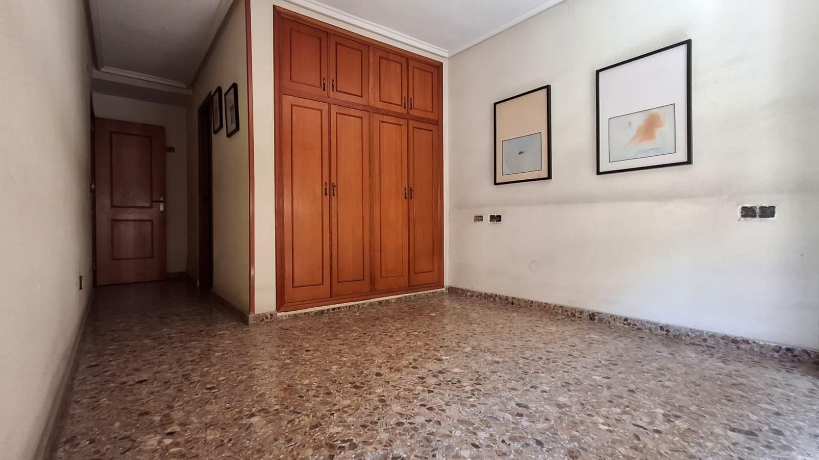 Apartamento Planta Media de 4 dormitorios en Orihuela - 23