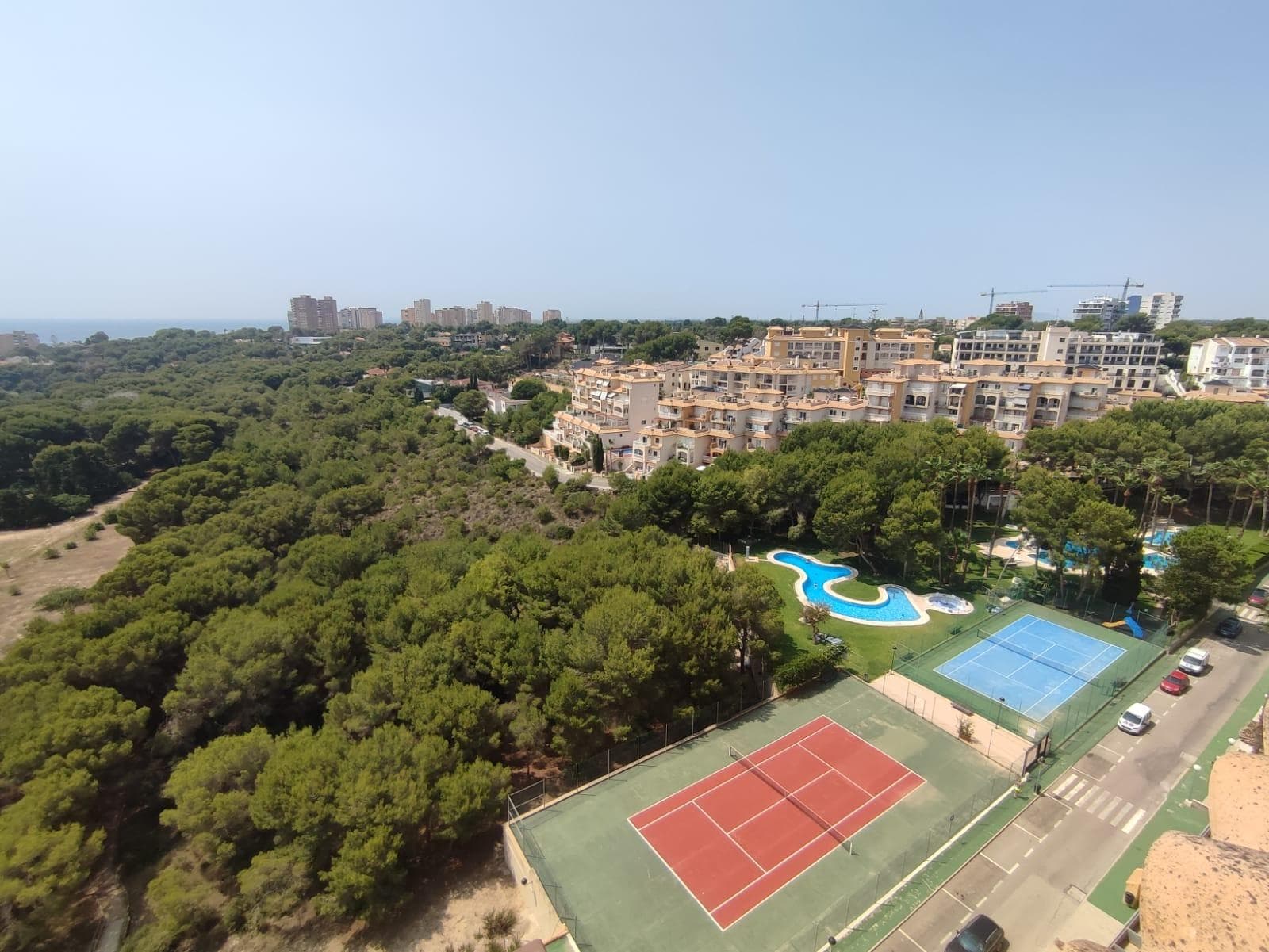 Apartamento Planta Media de 2 dormitorios en Orihuela Costa - 11