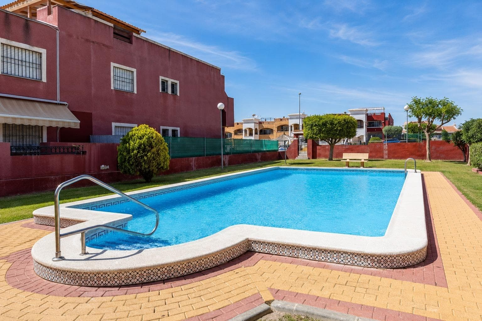 Bungalow de 2 dormitorios en Orihuela Costa - 12