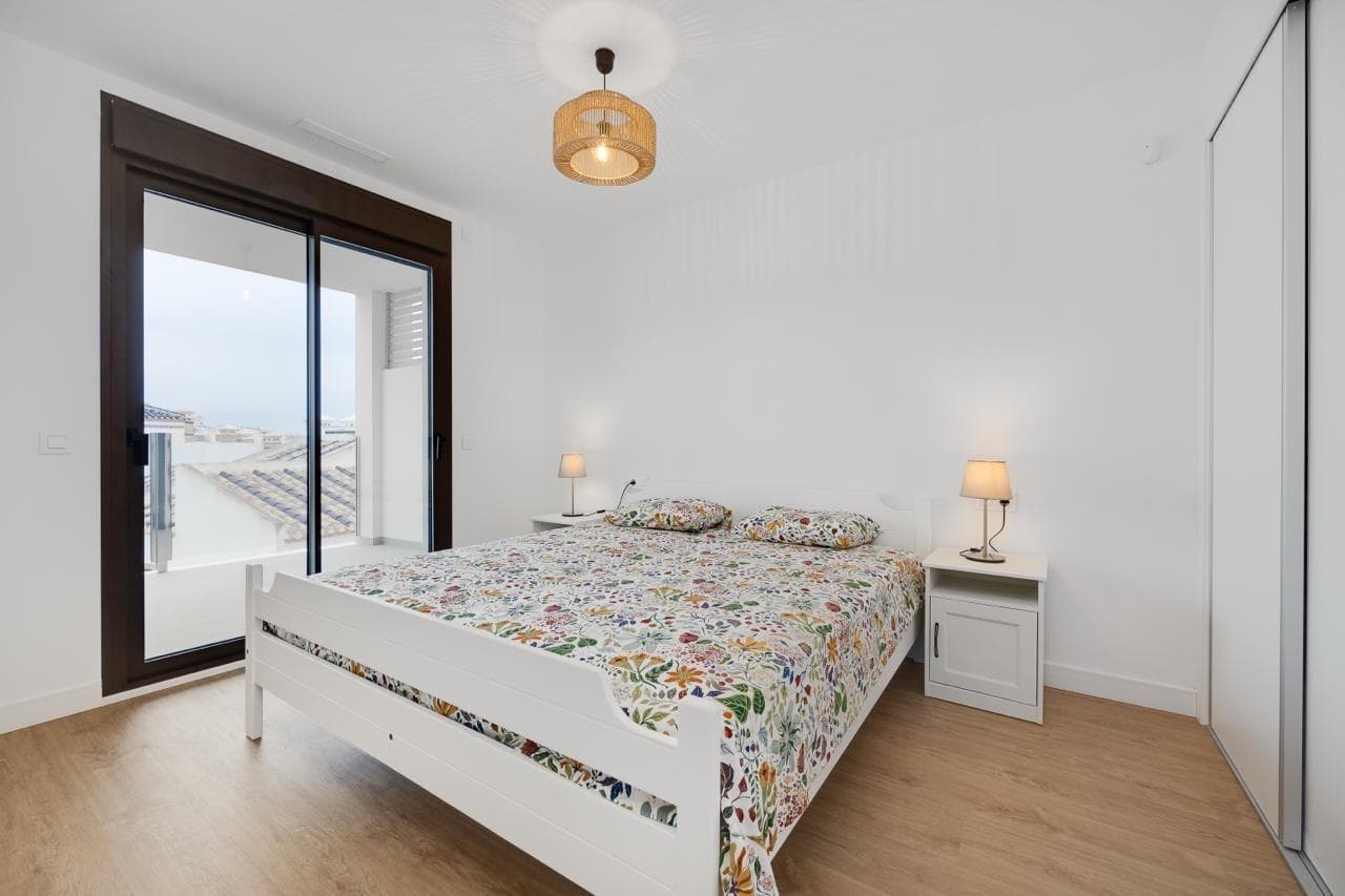 Ático de 2 dormitorios en Orihuela Costa - 16
