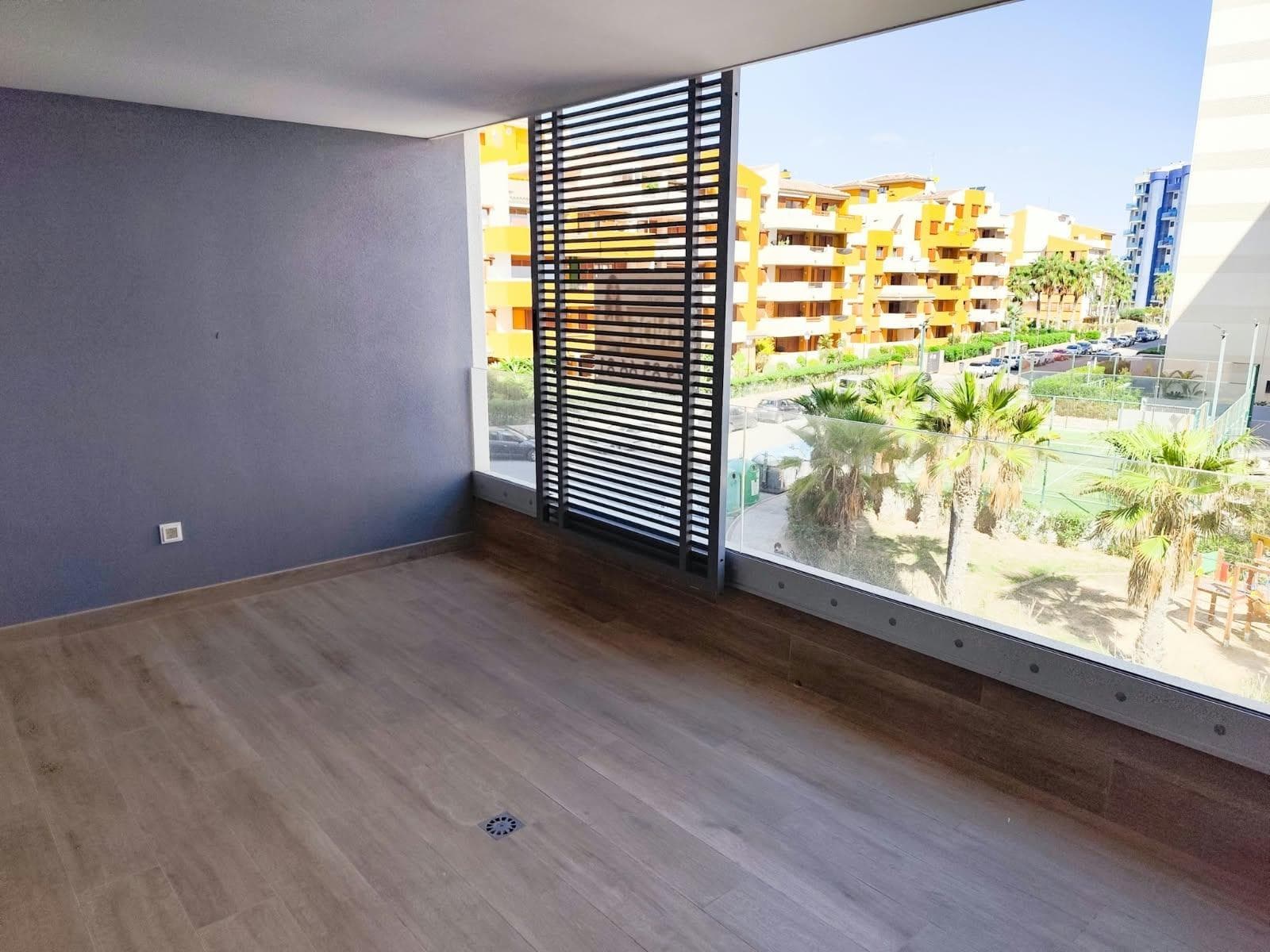 Apartamento Planta Media de 3 dormitorios en Orihuela Costa - 12