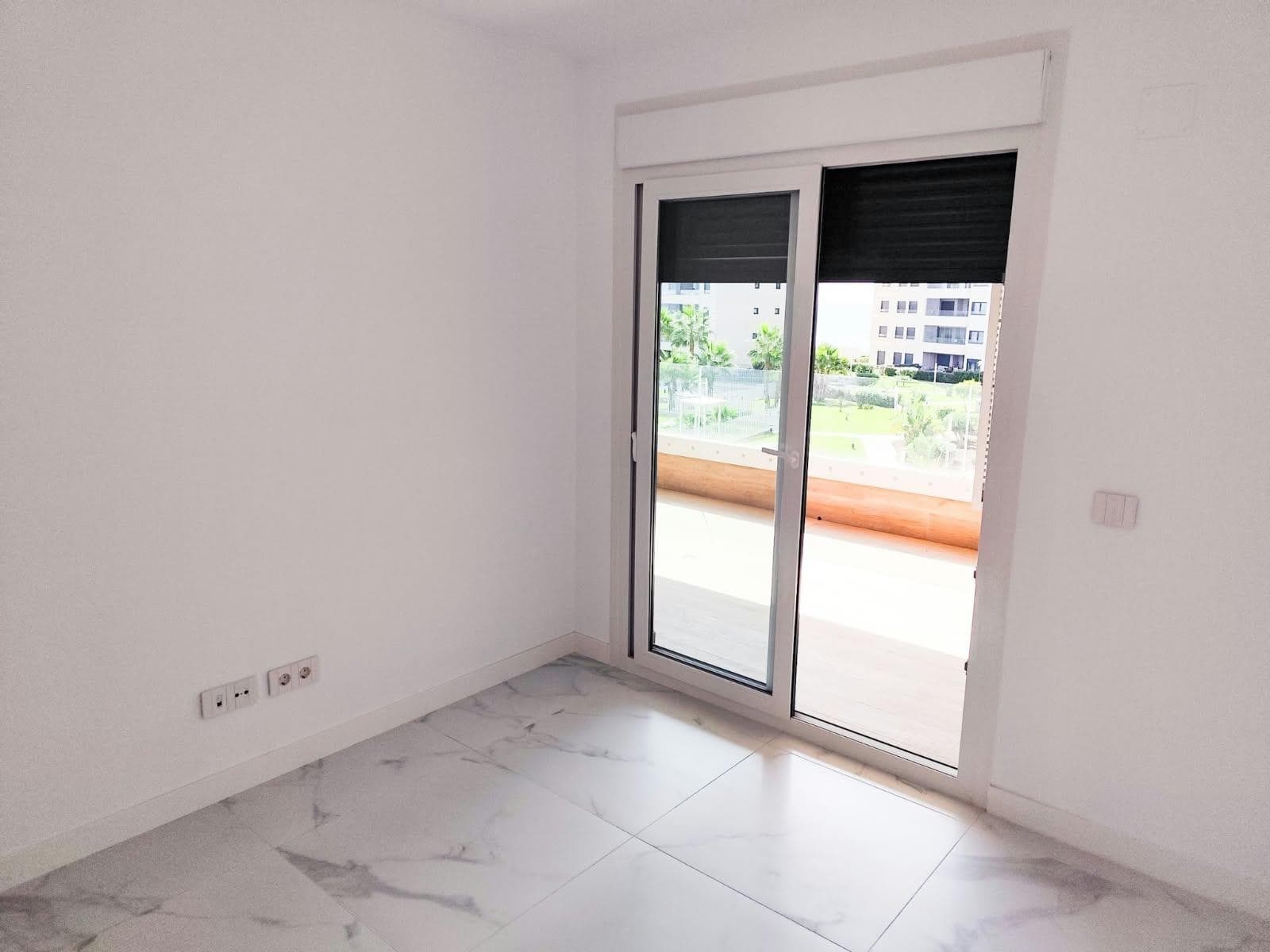 Apartamento Planta Media de 3 dormitorios en Orihuela Costa - 17