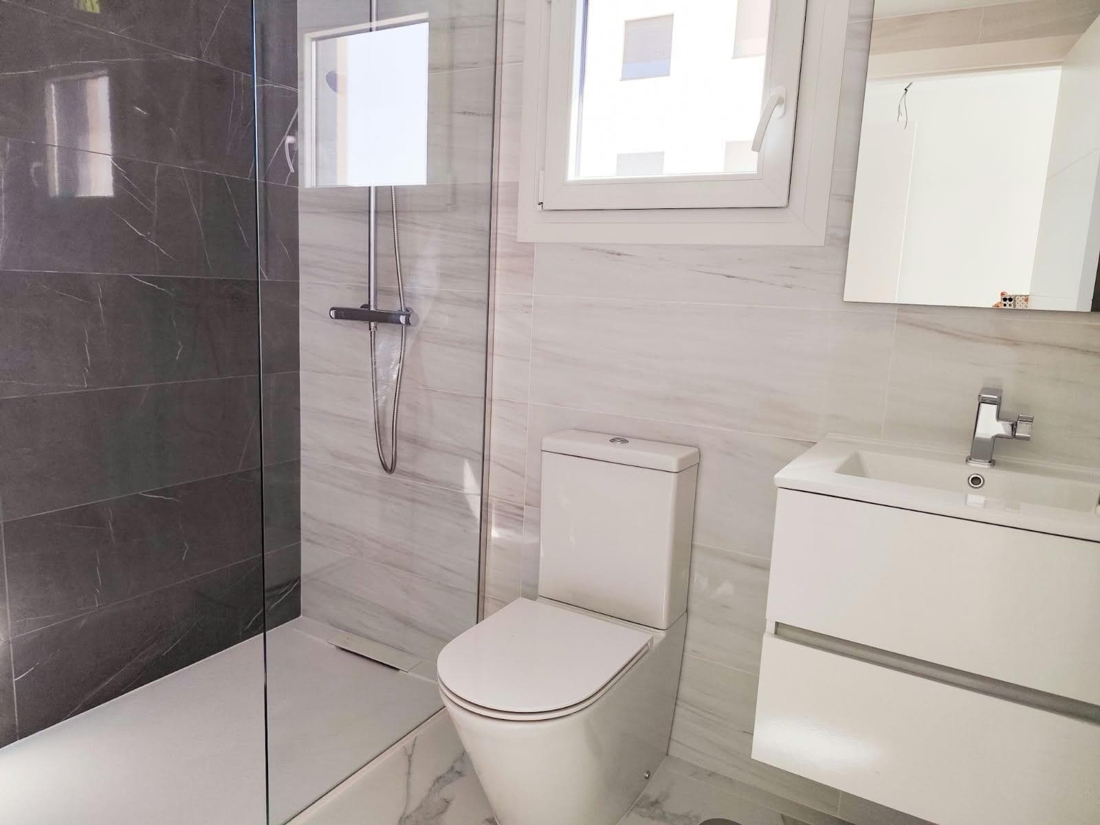 Apartamento Planta Media de 3 dormitorios en Orihuela Costa - 25