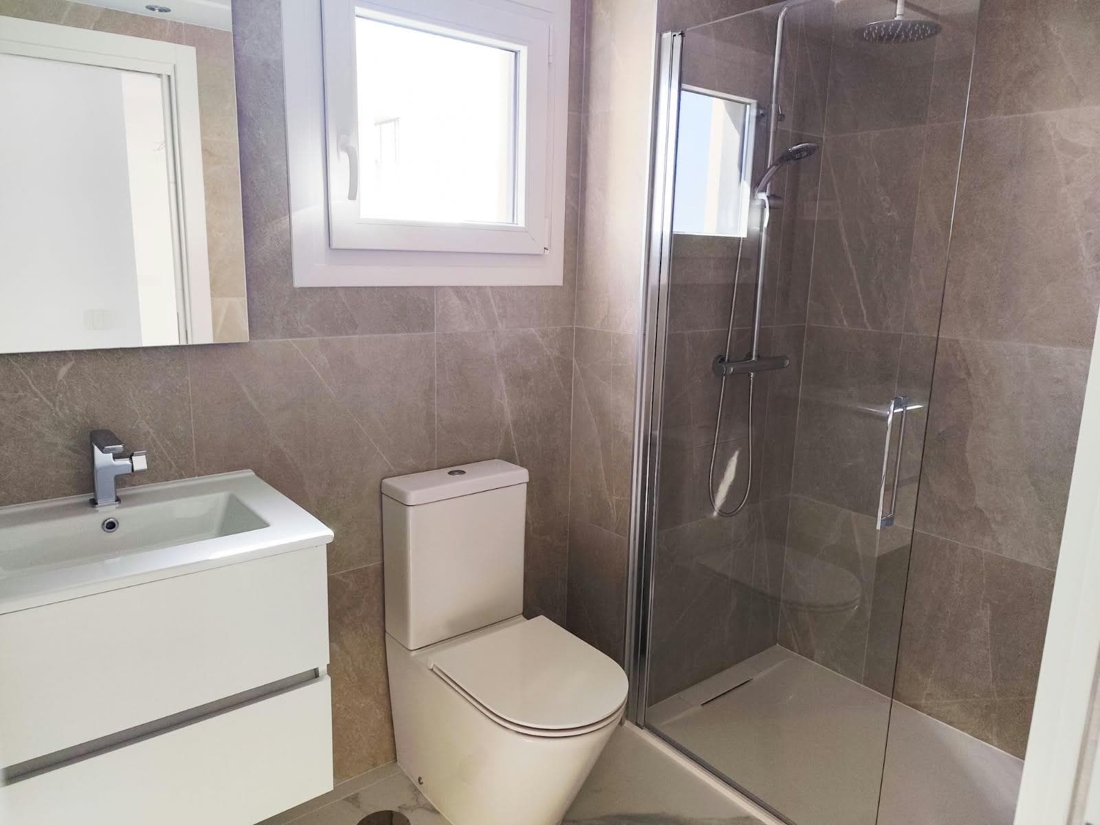 Apartamento Planta Media de 3 dormitorios en Orihuela Costa - 31