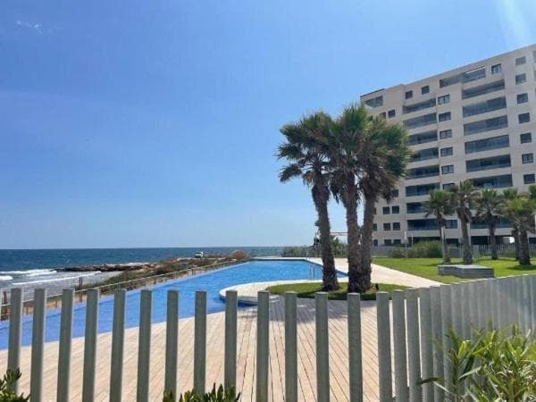 Apartamento Planta Media de 3 dormitorios en Orihuela Costa - 34