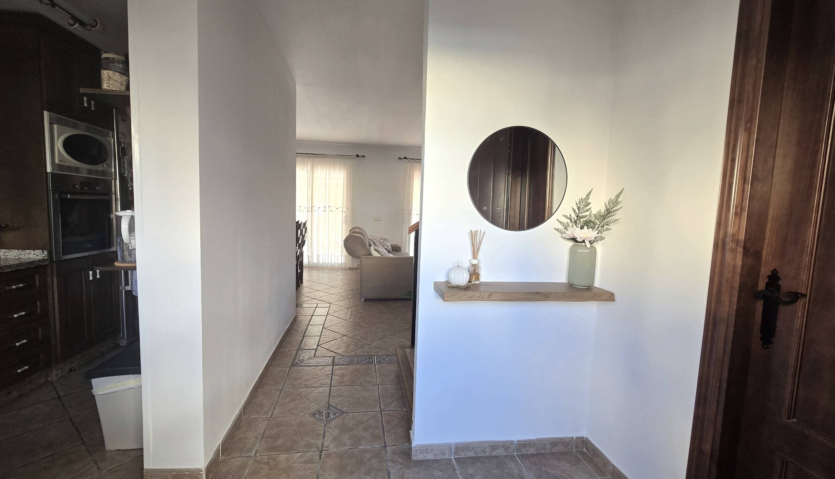 Pareada de 3 dormitorios en Estepona - 11