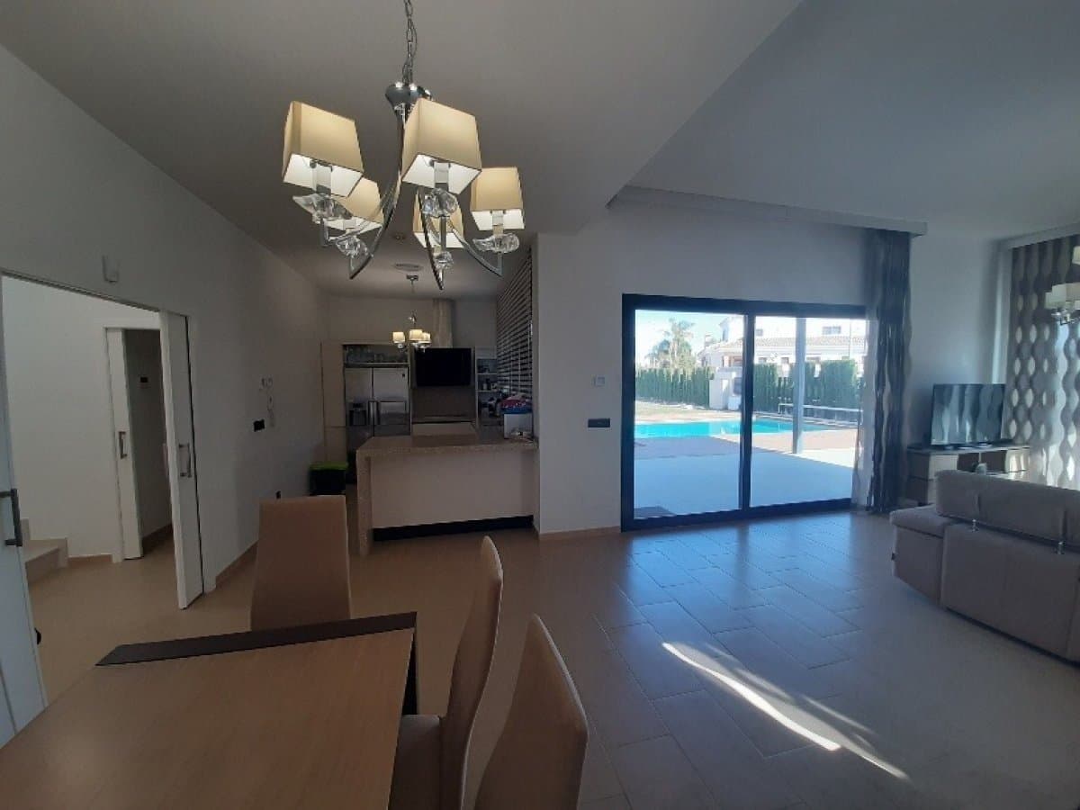 Vrijstaande Villa met 4 slaapkamers in San Javier - 12
