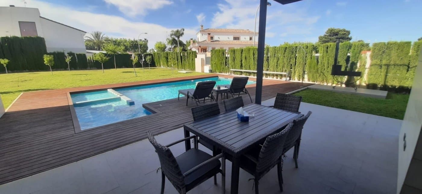 Vrijstaande Villa met 4 slaapkamers in San Javier - 2