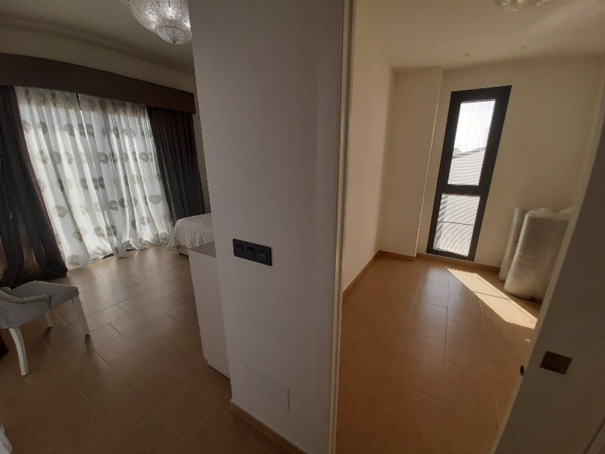 Vrijstaande Villa met 4 slaapkamers in San Javier - 30