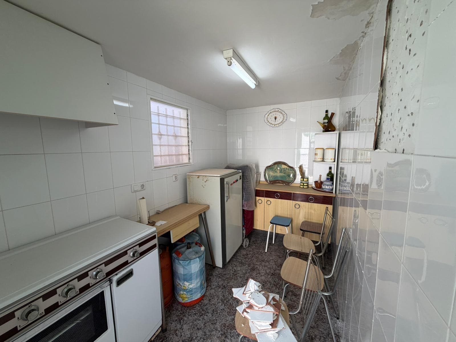 Villa - Chalet de 5 dormitorios en Santiago de la Ribera - 28