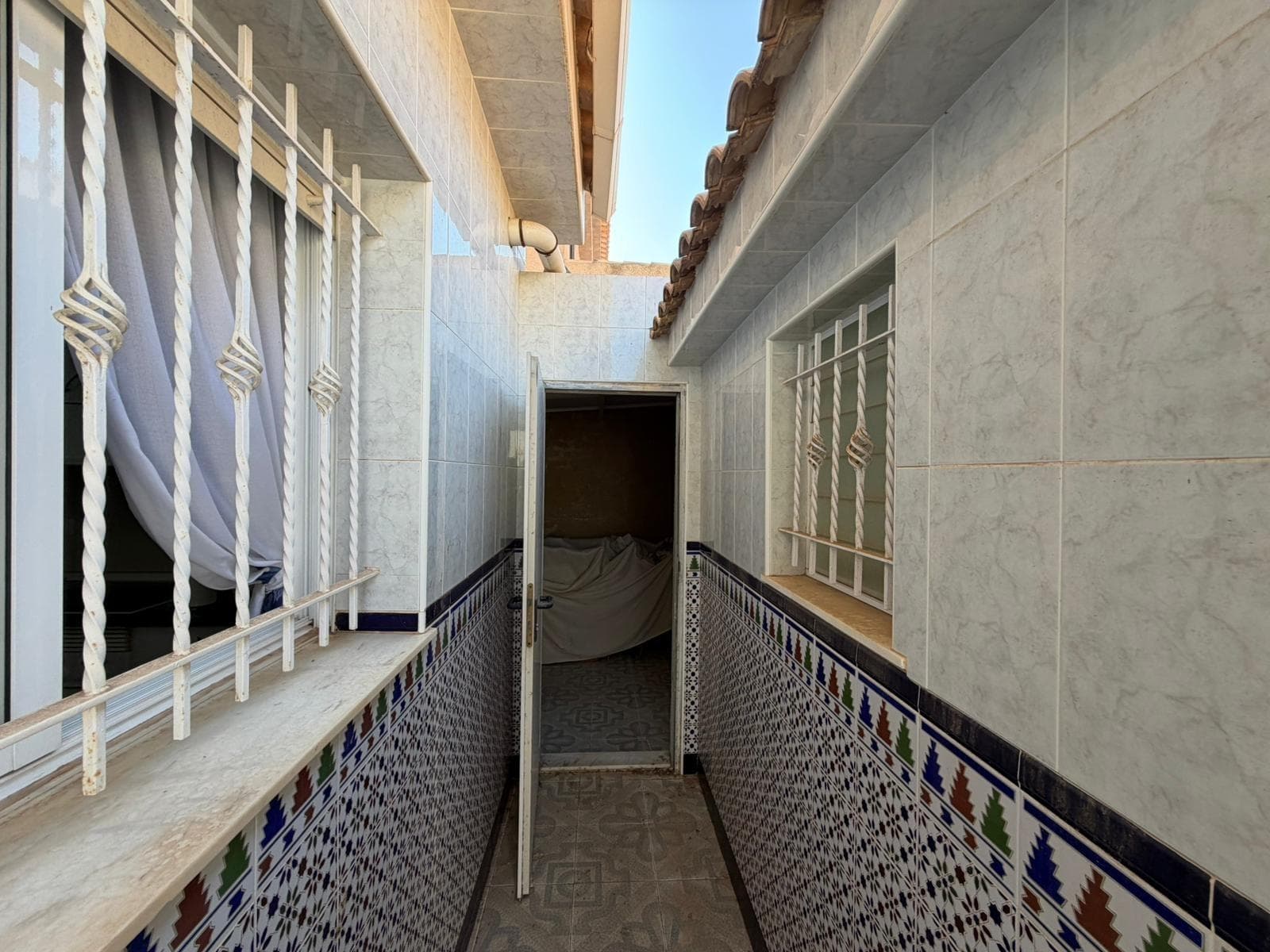 Villa - Chalet de 5 dormitorios en Santiago de la Ribera - 29