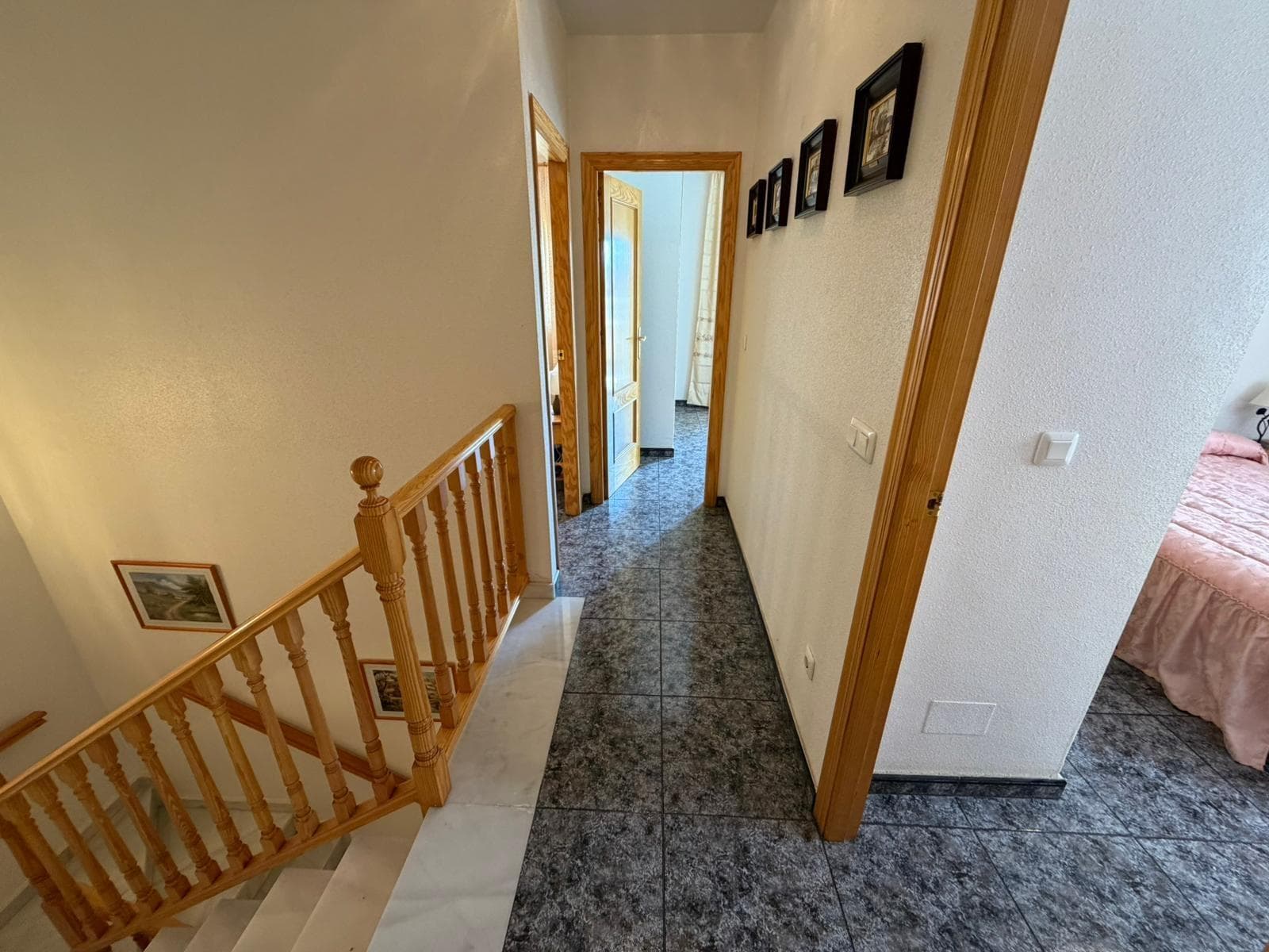 Villa - Chalet de 5 dormitorios en Santiago de la Ribera - 38