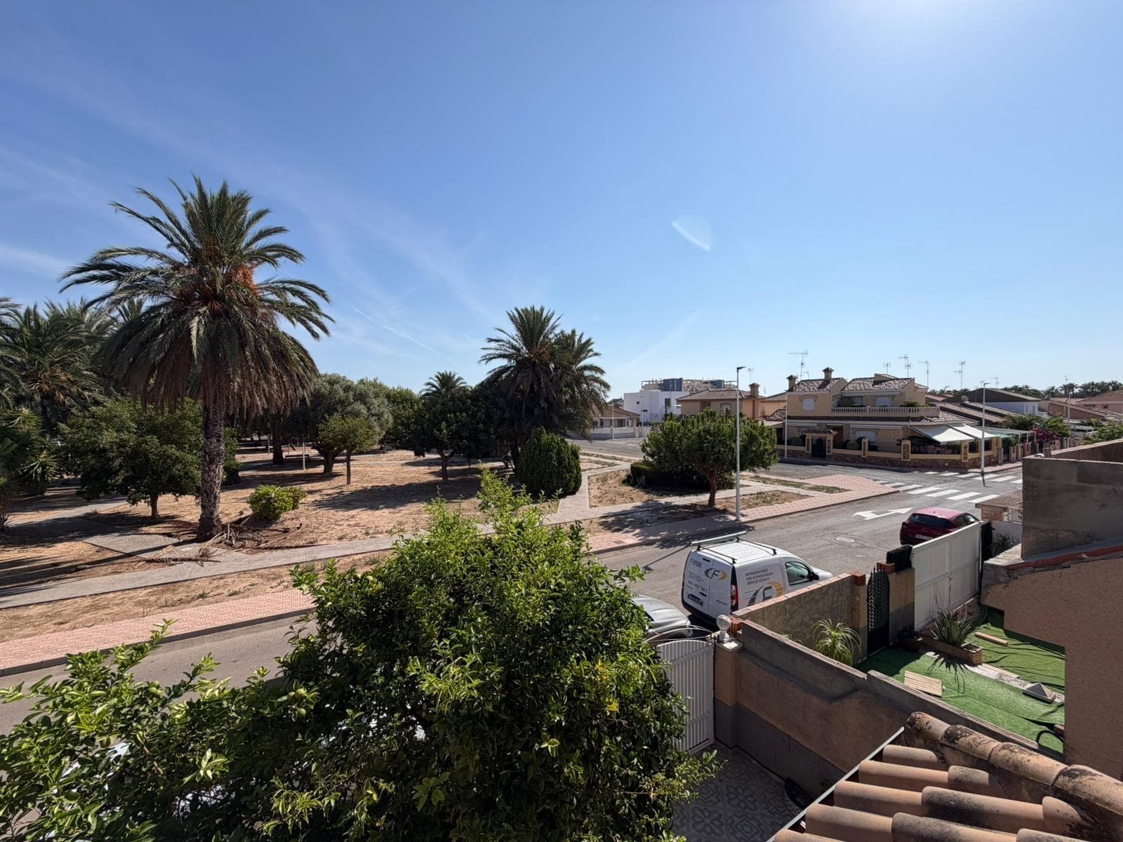 Villa - Chalet de 5 dormitorios en Santiago de la Ribera - 46