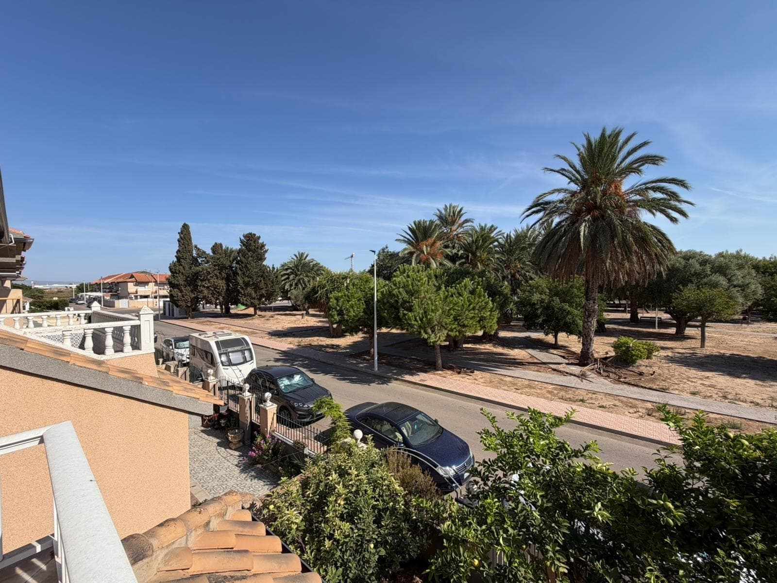 Villa - Chalet de 5 dormitorios en Santiago de la Ribera - 48