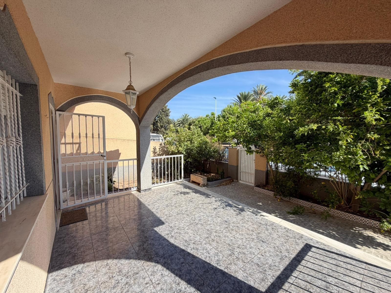 Villa - Chalet de 5 dormitorios en Santiago de la Ribera - 6
