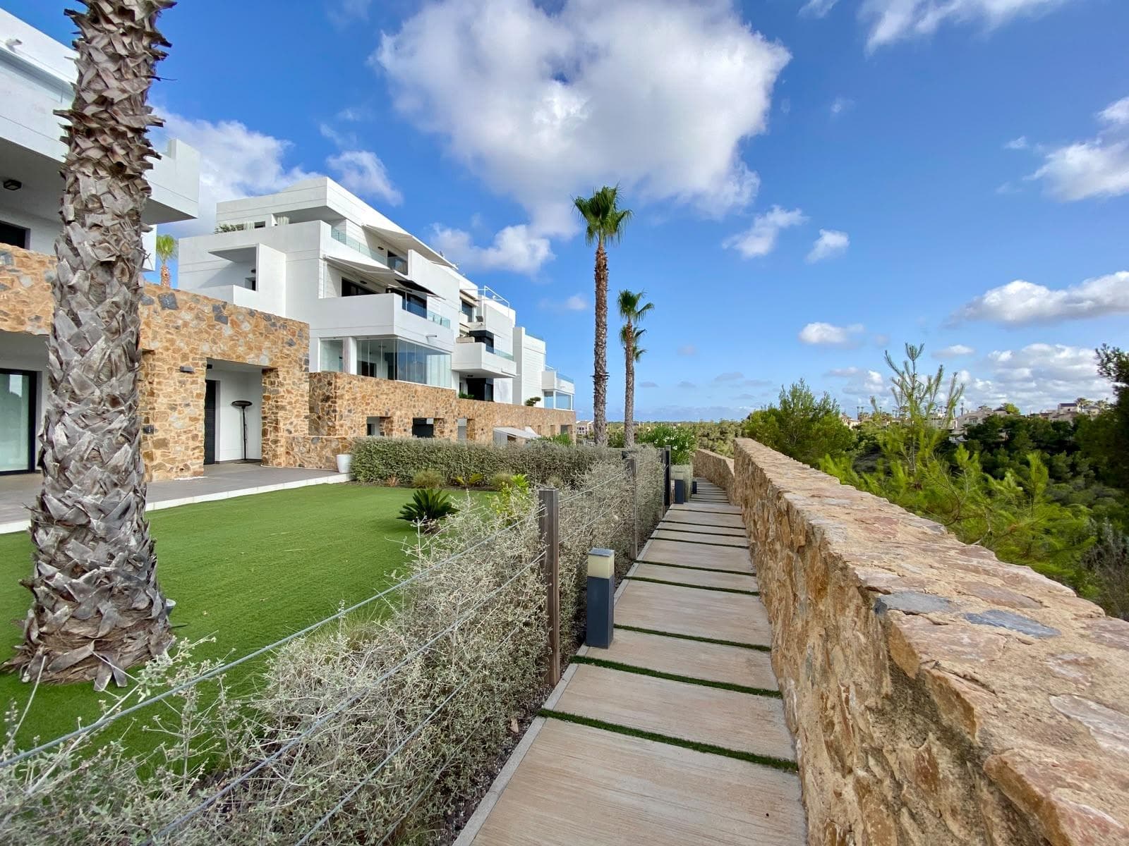 3 bed Bungalow in Orihuela Costa