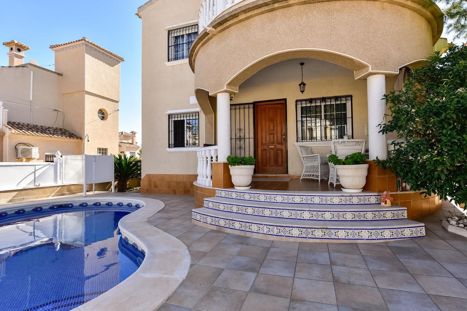 Tussenverdieping Appartement met 3 slaapkamers in Orihuela Costa - 2