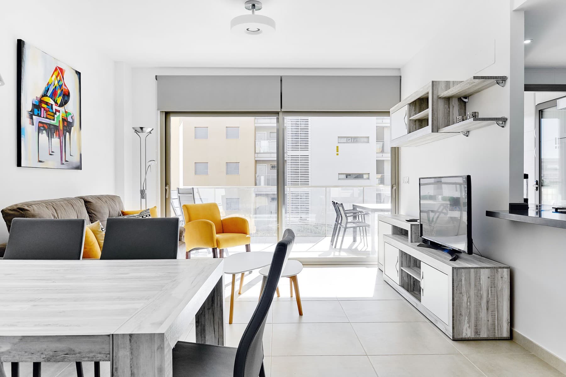 2 bed Middle Floor Apartment in Orihuela Costa - 5