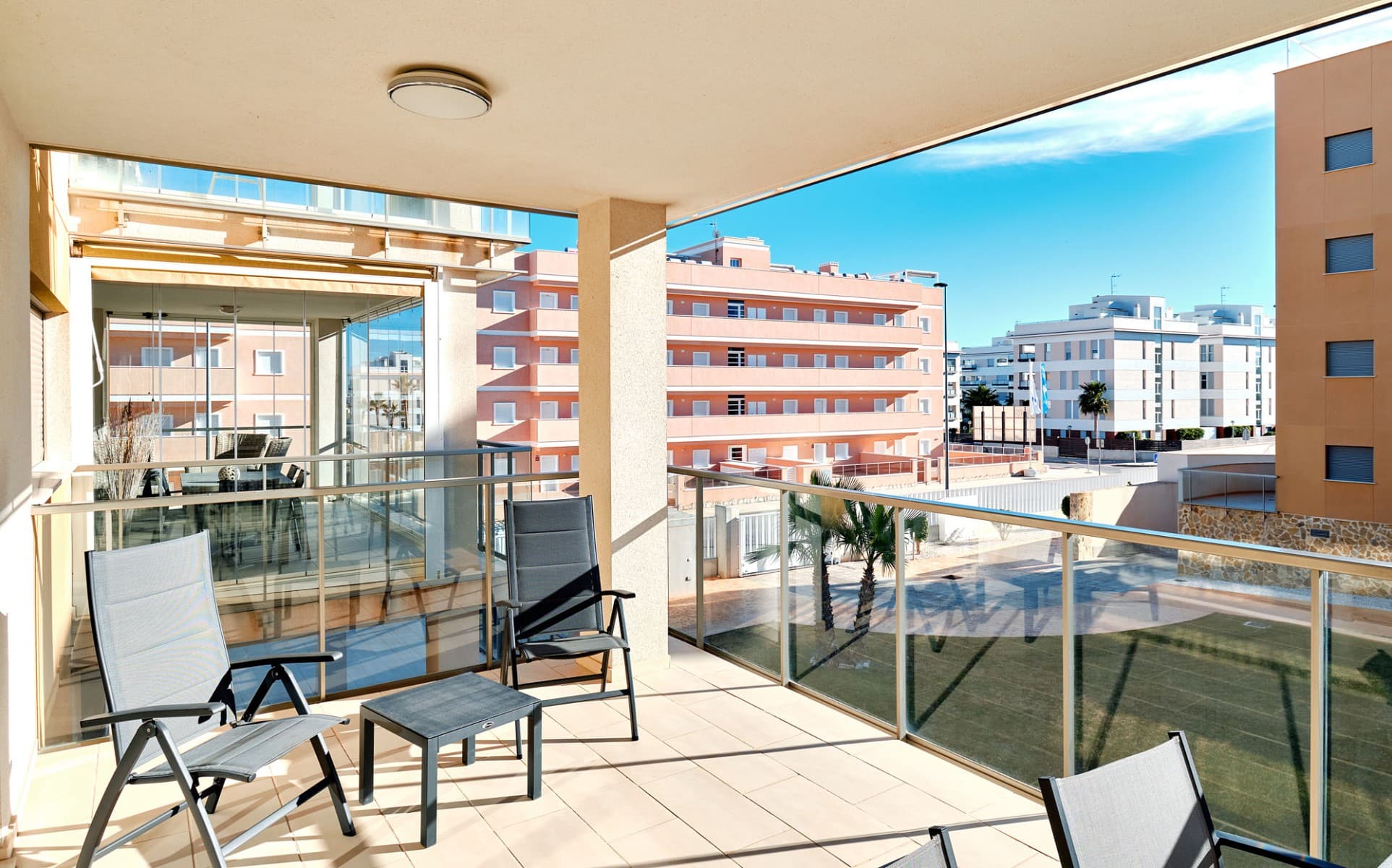 2 bed Middle Floor Apartment in Orihuela Costa - 19