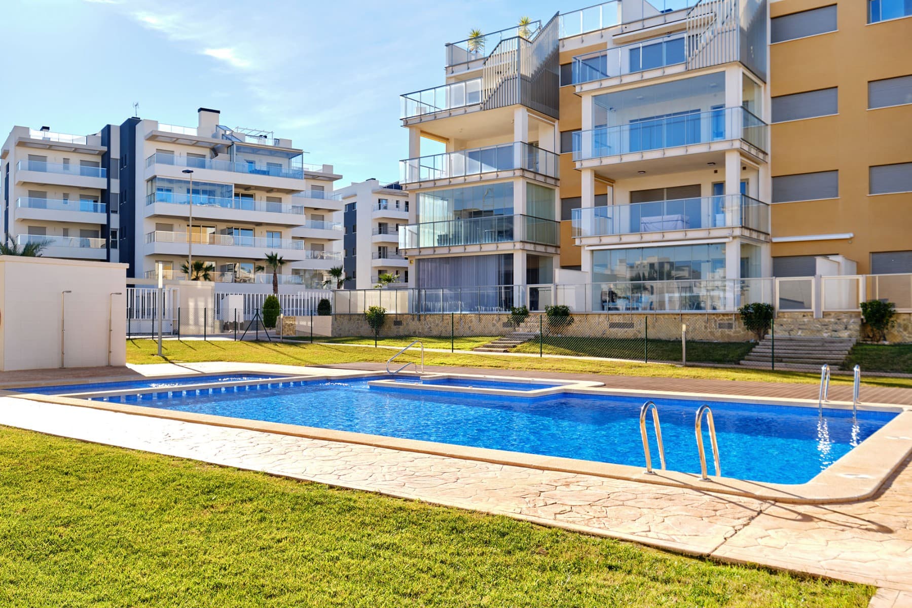 2 bed Middle Floor Apartment in Orihuela Costa - 6