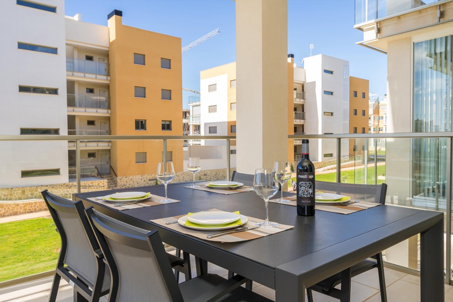 2 bed Middle Floor Apartment in Orihuela Costa - 10