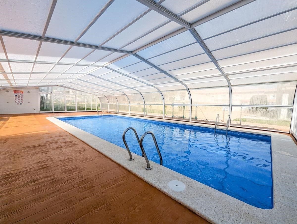 2 bed Middle Floor Apartment in Orihuela Costa - 4
