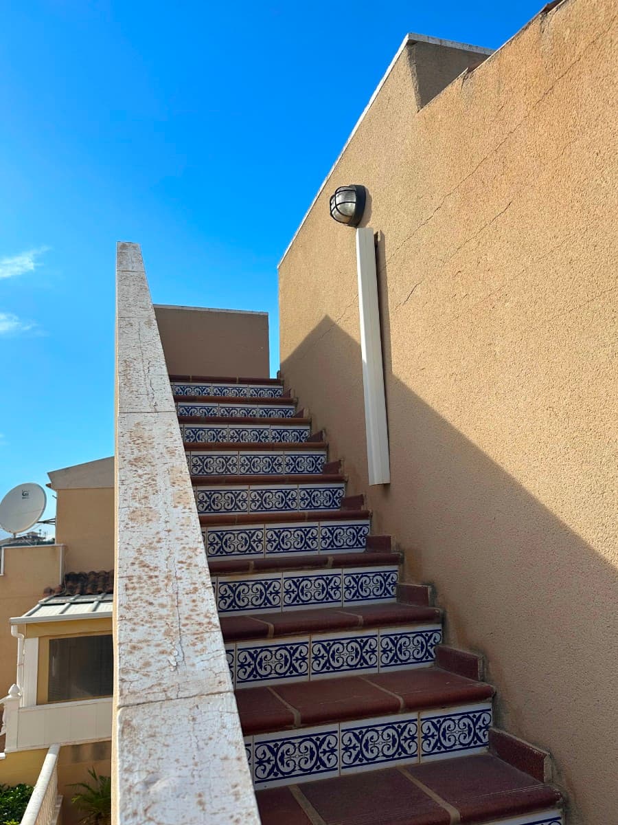 Bungalow met 2 slaapkamers in San Miguel de Salinas - 21