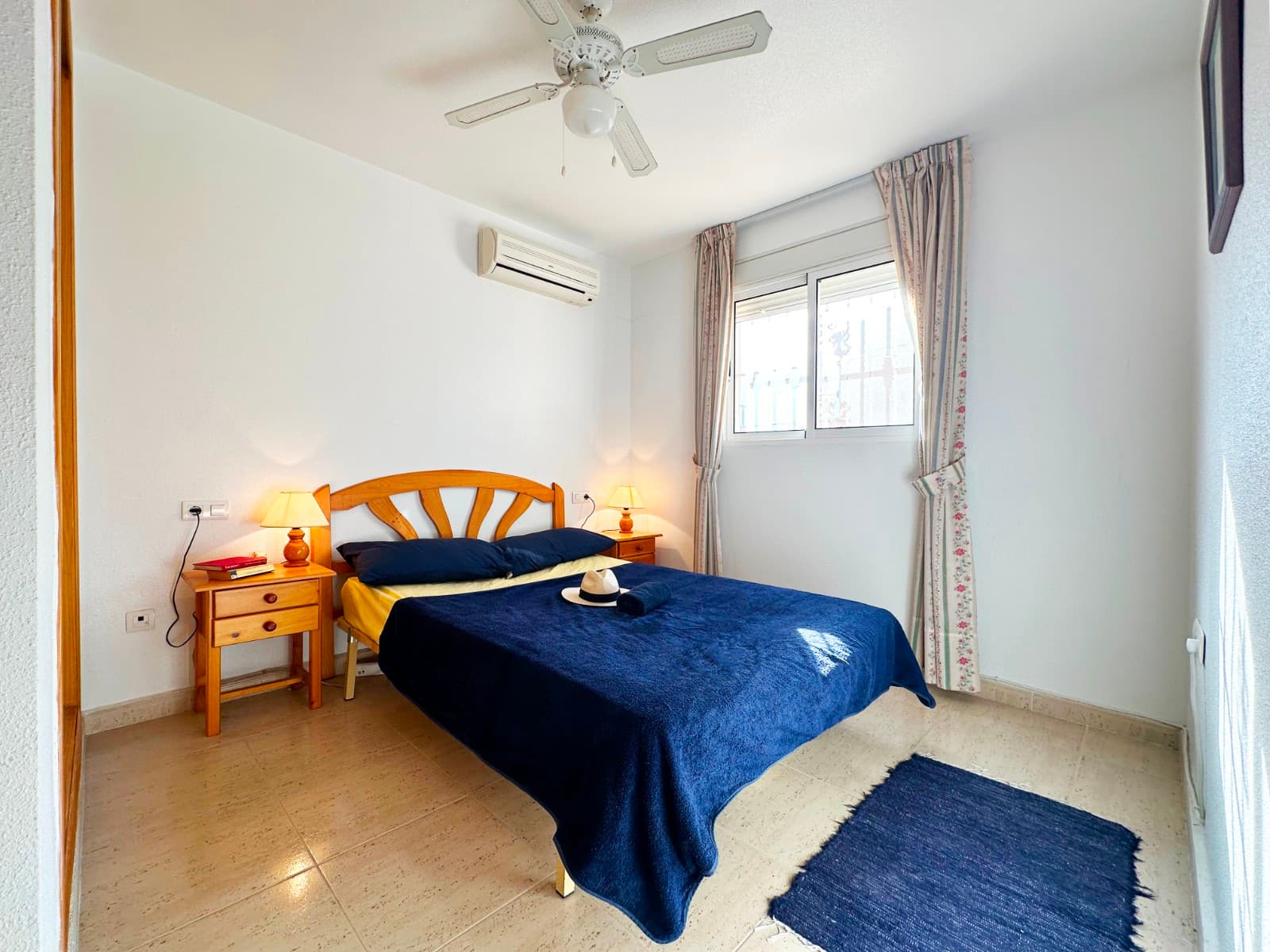 Bungalow met 2 slaapkamers in San Miguel de Salinas - 11