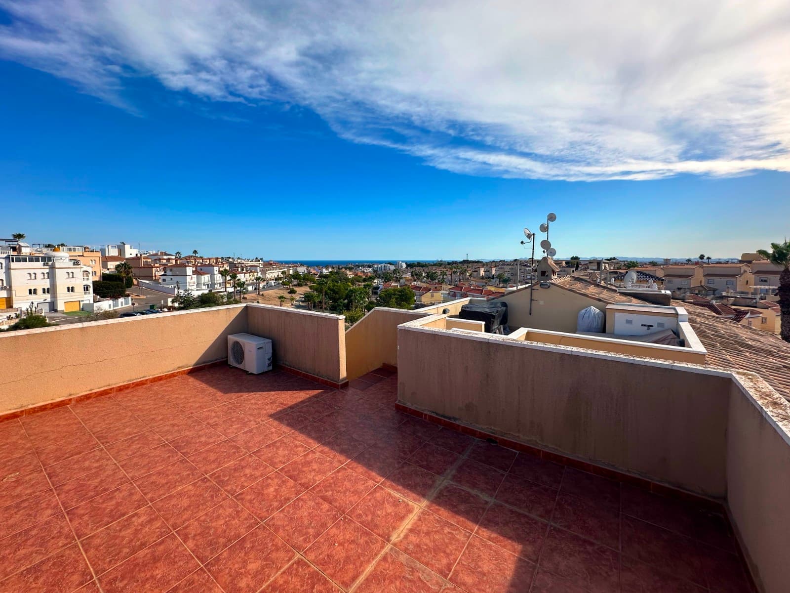 Bungalow met 2 slaapkamers in San Miguel de Salinas - 22