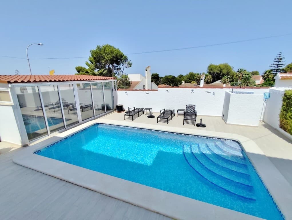 Vrijstaande Villa met 4 slaapkamers in San Miguel de Salinas - 40