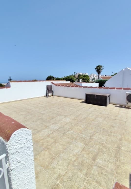 Vrijstaande Villa met 4 slaapkamers in San Miguel de Salinas - 48