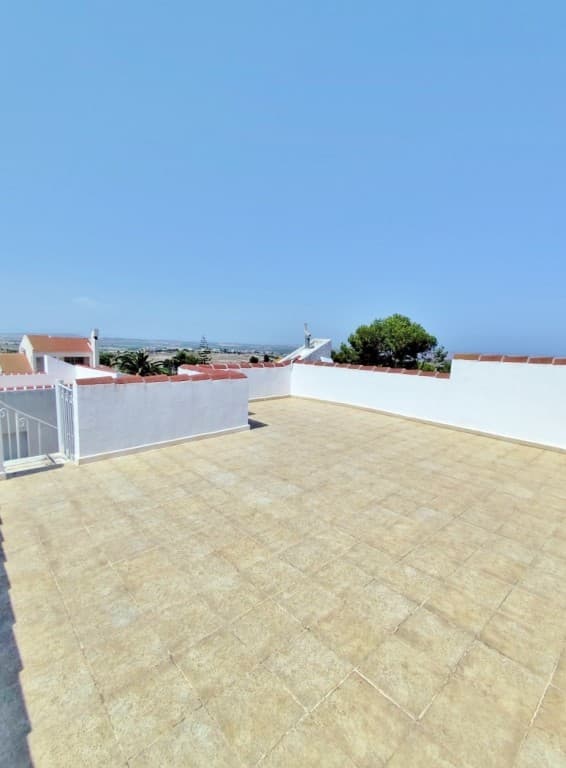 Vrijstaande Villa met 4 slaapkamers in San Miguel de Salinas - 47