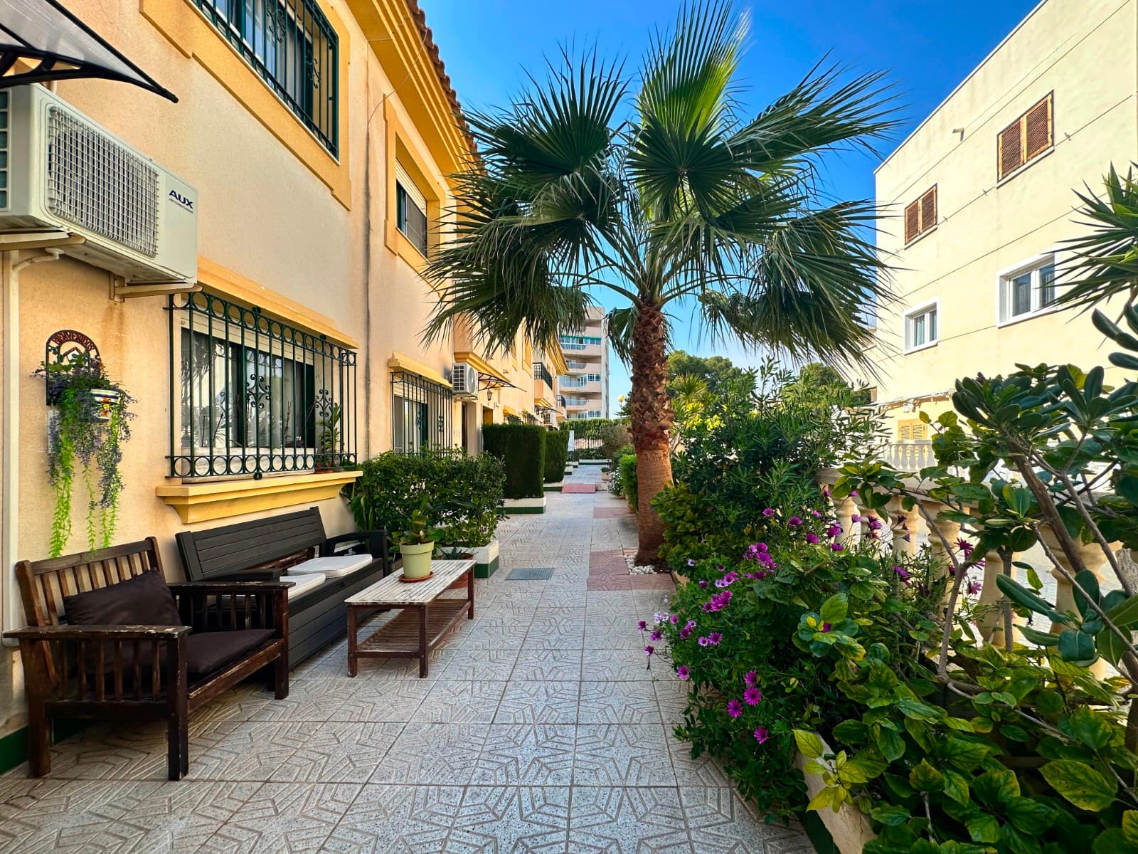 Villa - Chalet de 3 dormitorios en Orihuela Costa - 3