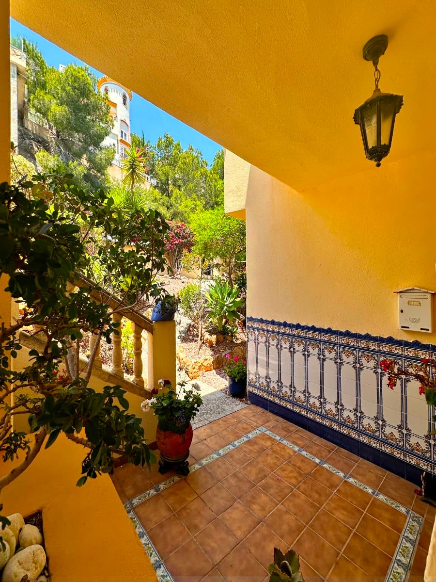 3 bed Detached Villa in Orihuela Costa - 6