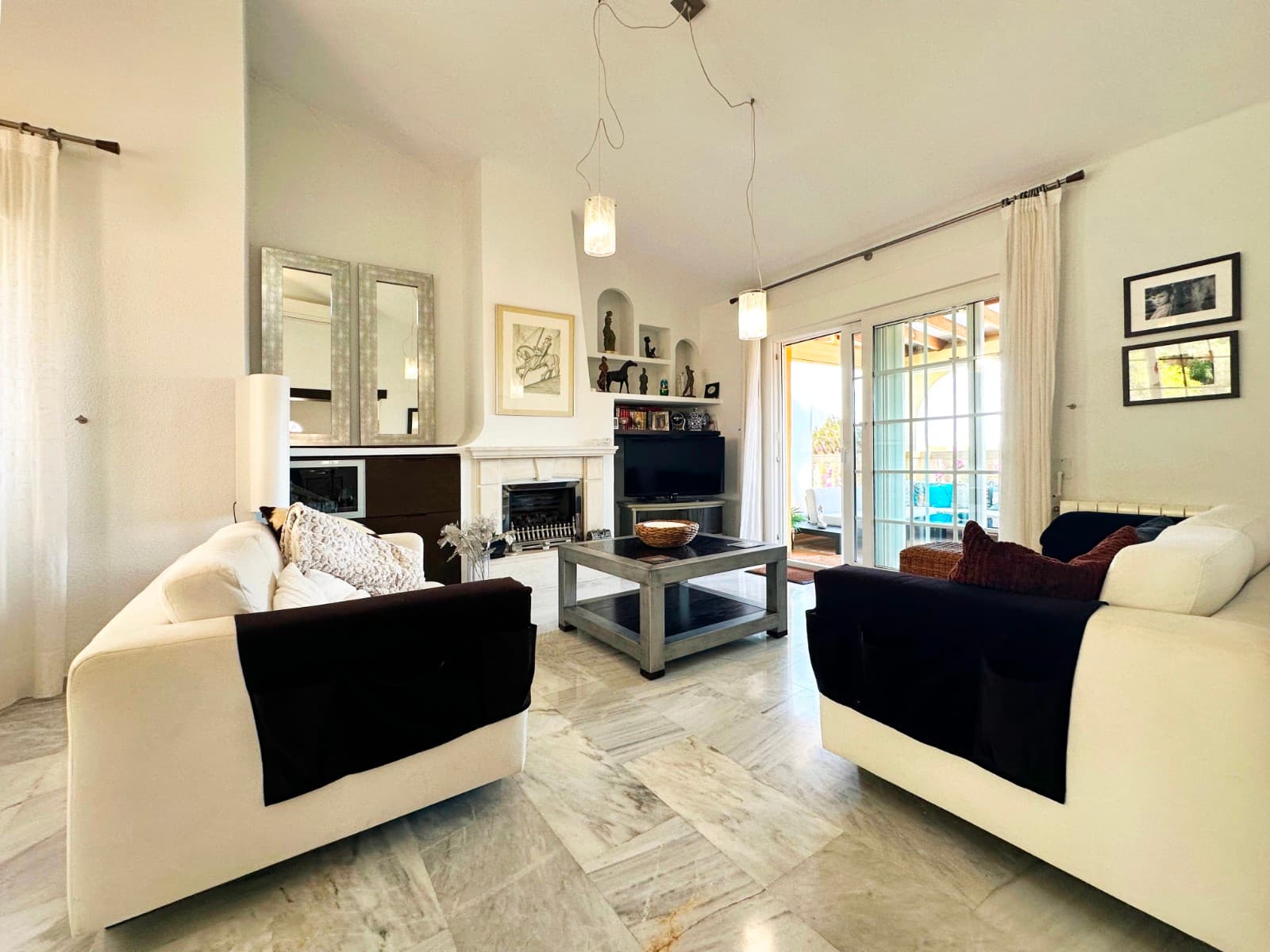 3 bed Detached Villa in Orihuela Costa - 18