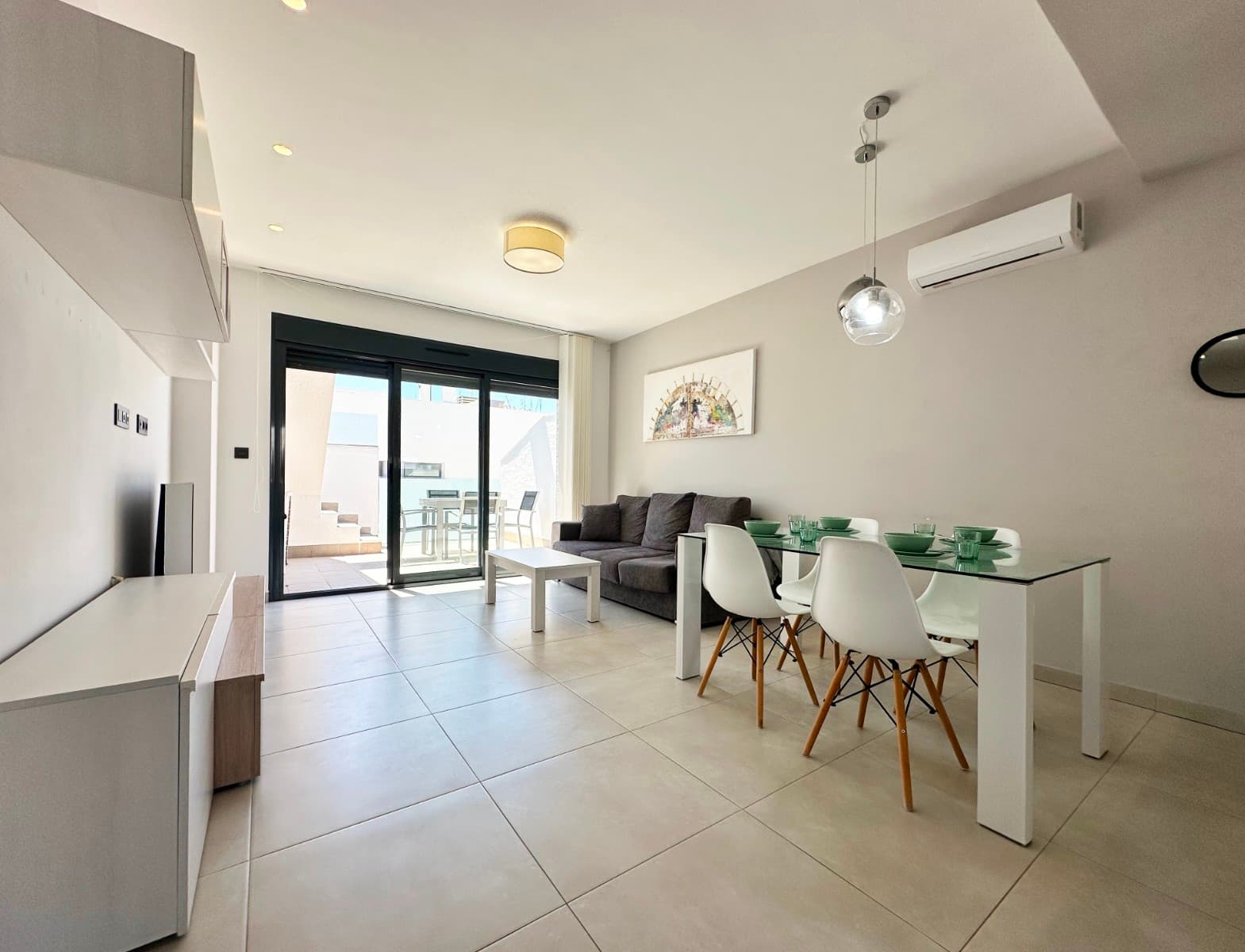 Apartamento Planta Media de 2 dormitorios en Guardamar del Segura - 2
