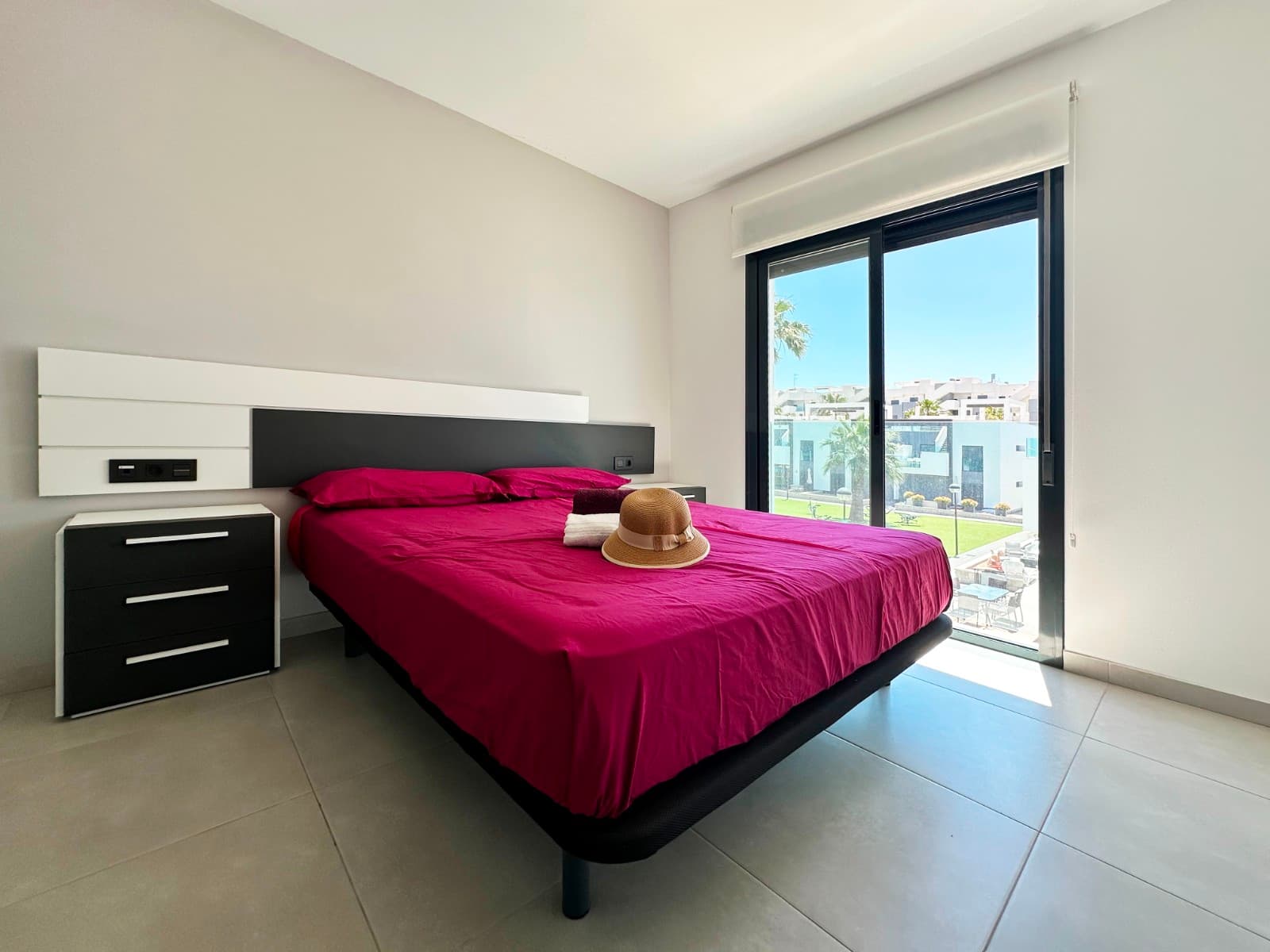 Apartamento Planta Media de 2 dormitorios en Guardamar del Segura - 13