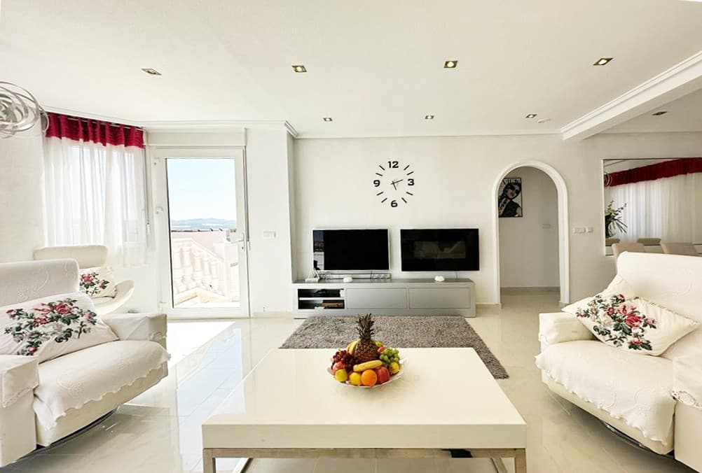 Villa - Chalet de 4 dormitorios en San Miguel de Salinas - 5