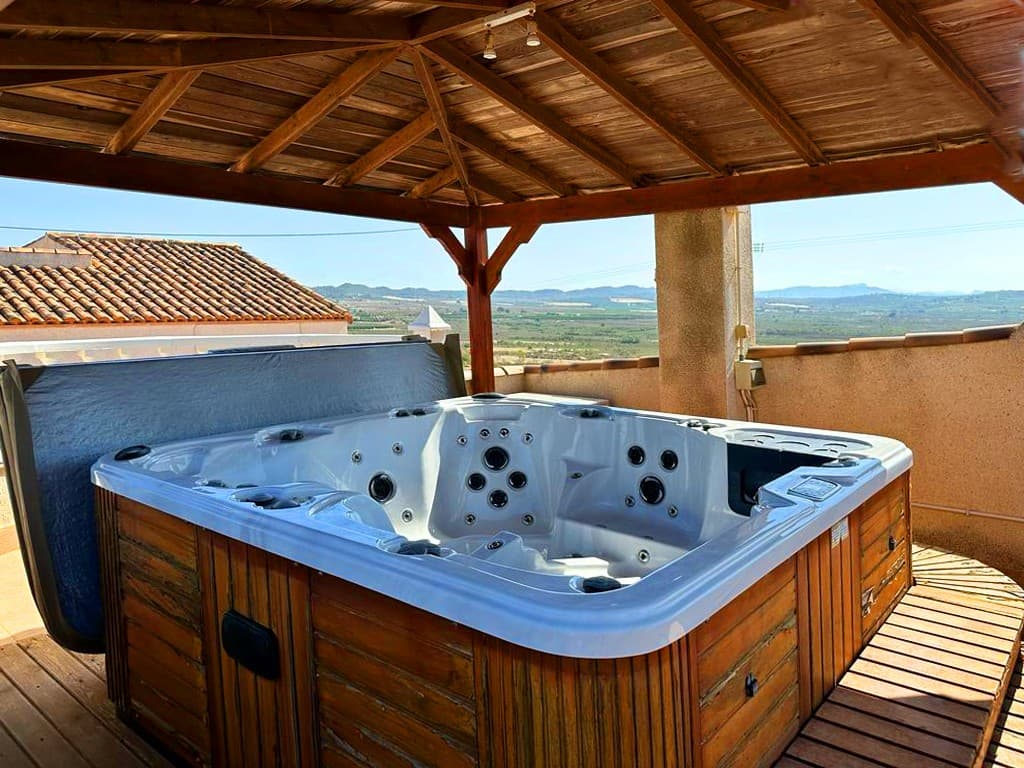 Villa - Chalet de 4 dormitorios en San Miguel de Salinas - 35