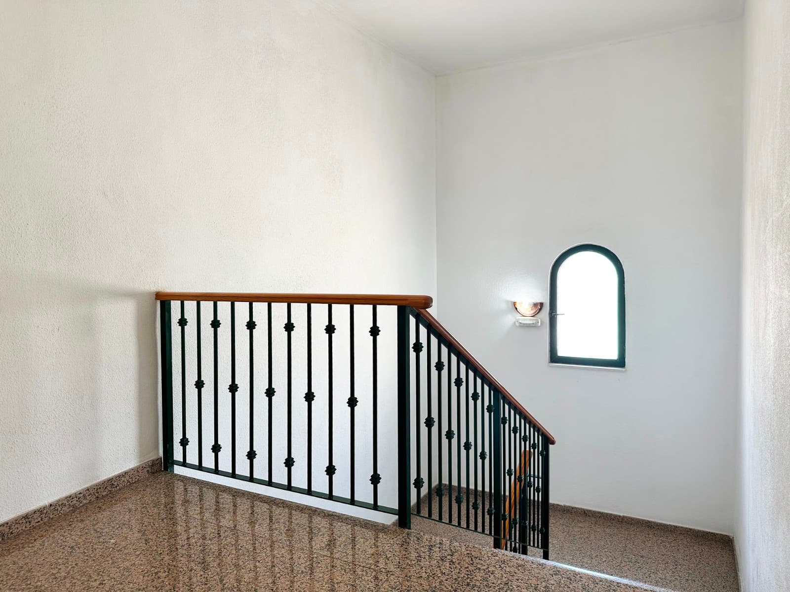 2 bed Middle Floor Apartment in Orihuela Costa - 26