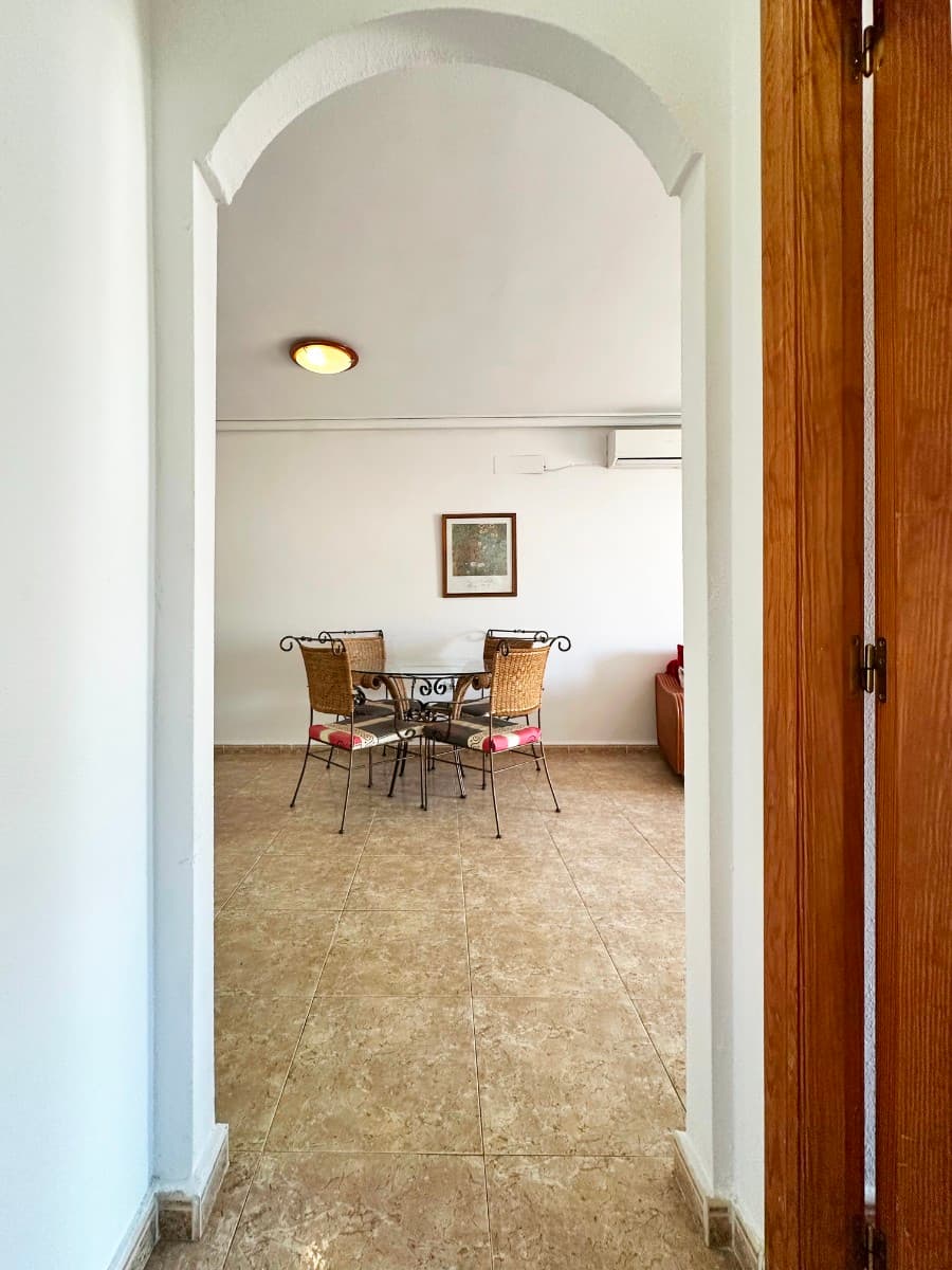 2 bed Middle Floor Apartment in Orihuela Costa - 15