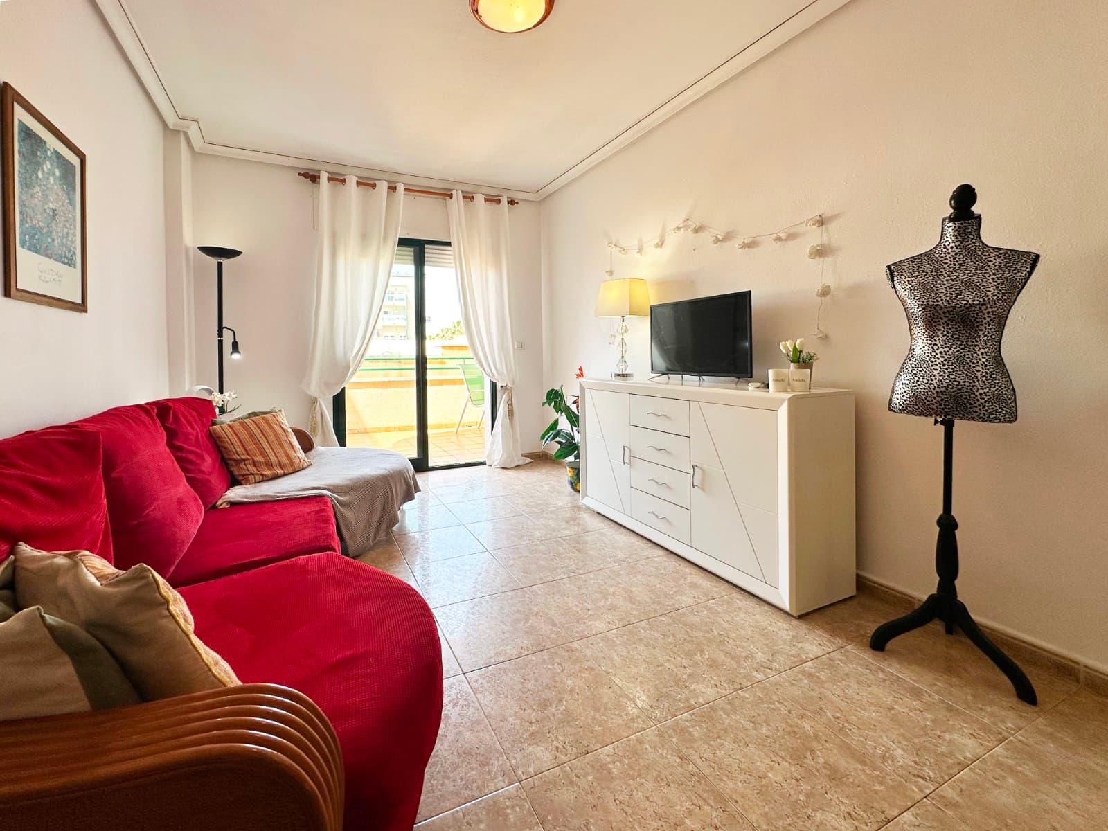 2 bed Middle Floor Apartment in Orihuela Costa - 5