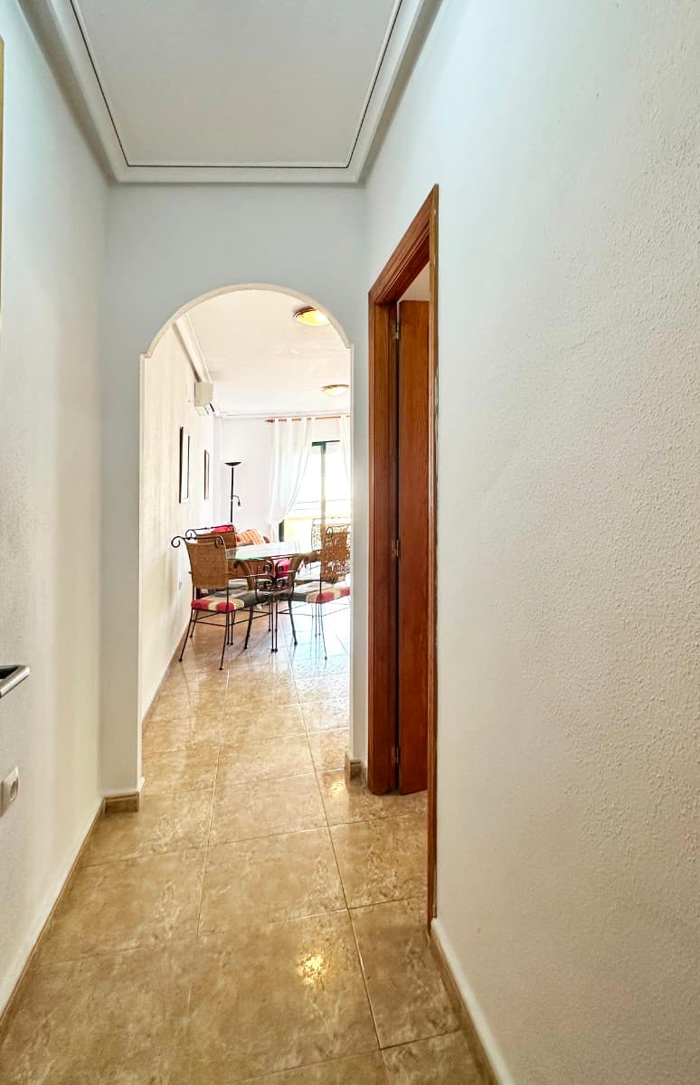 2 bed Middle Floor Apartment in Orihuela Costa - 19