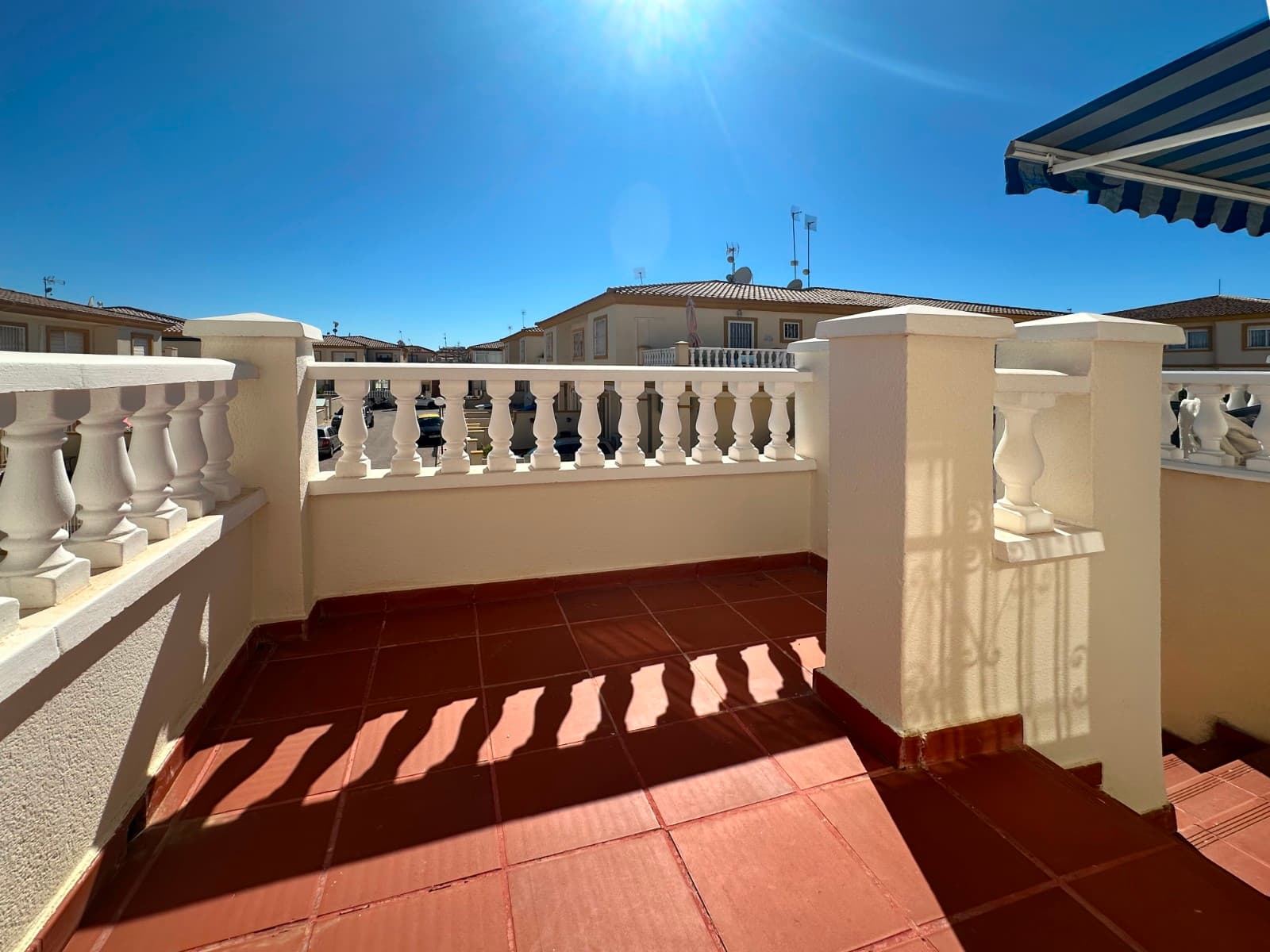 Tussenverdieping Appartement met 2 slaapkamers in Orihuela Costa - 17
