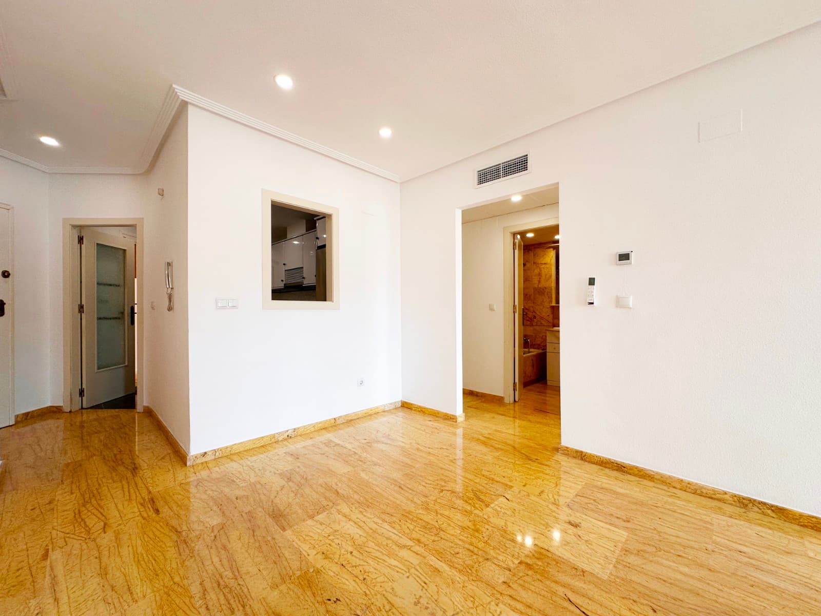 Apartamento Planta Media de 2 dormitorios en Orihuela Costa - 17