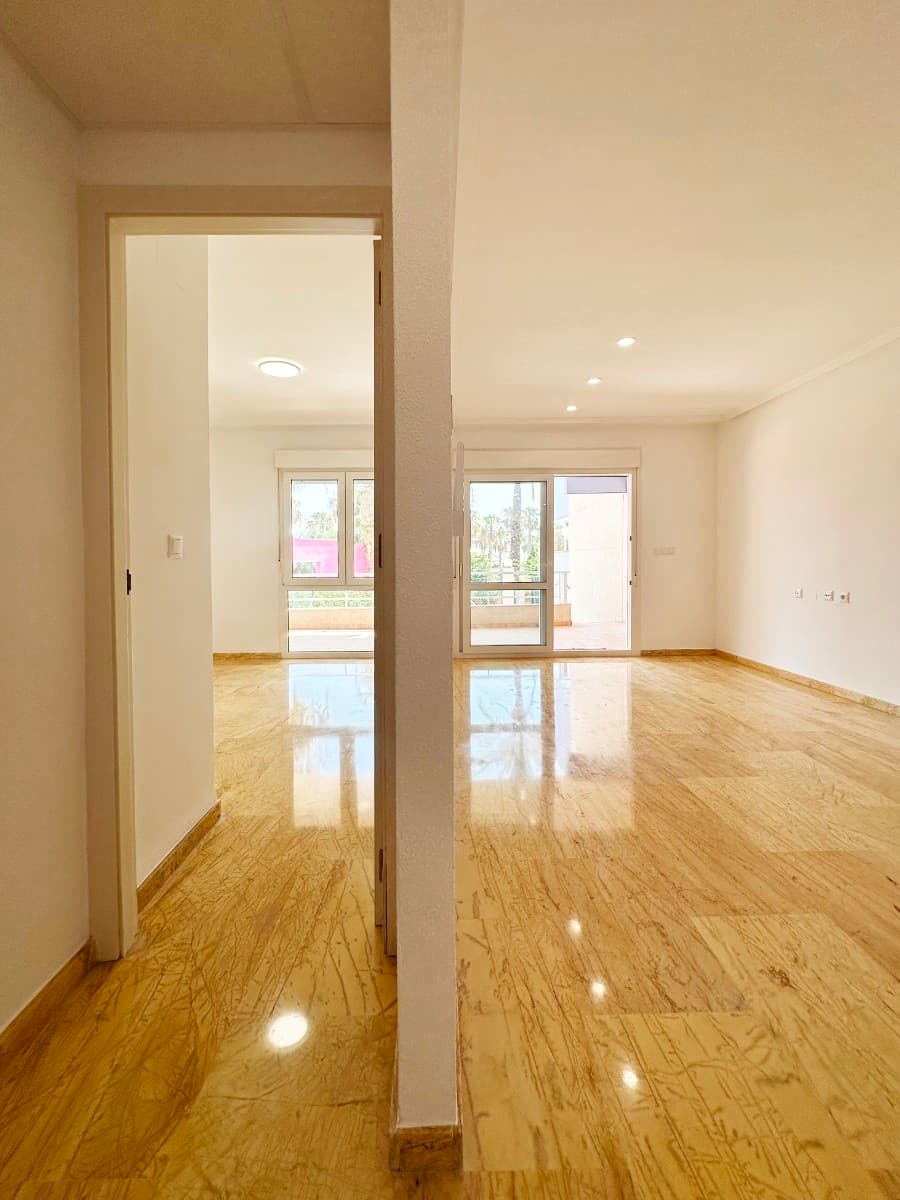 Apartamento Planta Media de 2 dormitorios en Orihuela Costa - 20
